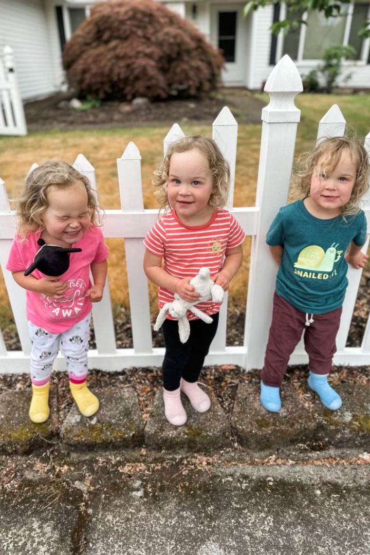 Water-Resistant Sock Shoes: The Superior Choice for Infants and Toddlers Over Rain Boots