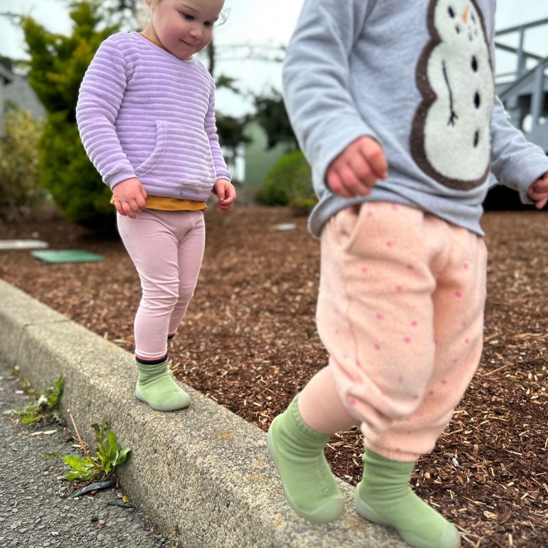 Water-Resistant Sock Shoe